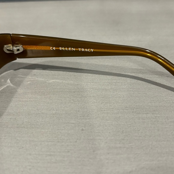 Ellen Tracy Vintage Sunglasses - Picture 5 of 5